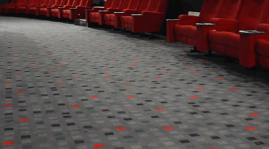 LAVADO DE ALFOMBRAS (AUDITORIOS, OFICINA, CINES, TEATROS)